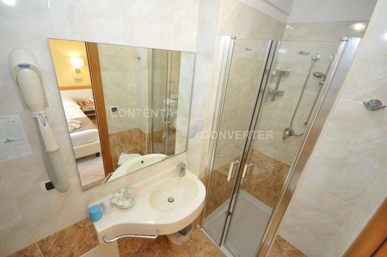 Hotel Adriatic&Beauty ริมินี ภายนอก รูปภาพ