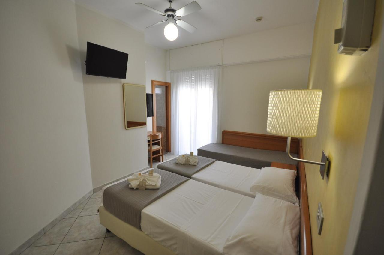 Hotel Adriatic&Beauty ริมินี ภายนอก รูปภาพ