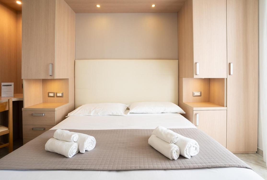 Hotel Adriatic&Beauty ริมินี ภายนอก รูปภาพ