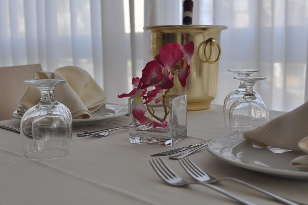 Hotel Adriatic&Beauty ริมินี ภายนอก รูปภาพ