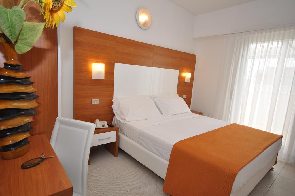 Hotel Adriatic&Beauty ริมินี ภายนอก รูปภาพ
