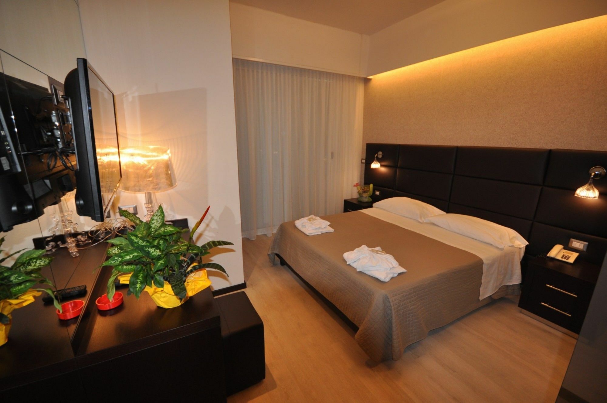 Hotel Adriatic&Beauty ริมินี ภายนอก รูปภาพ